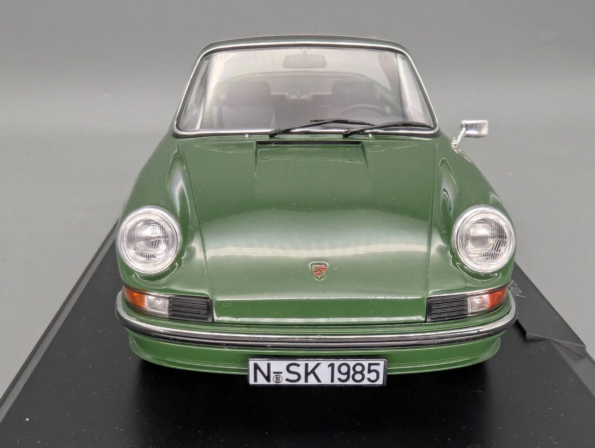 Modellautos 1:18 Norev Porsche 911 S Targa 1973 Grün mit OVP