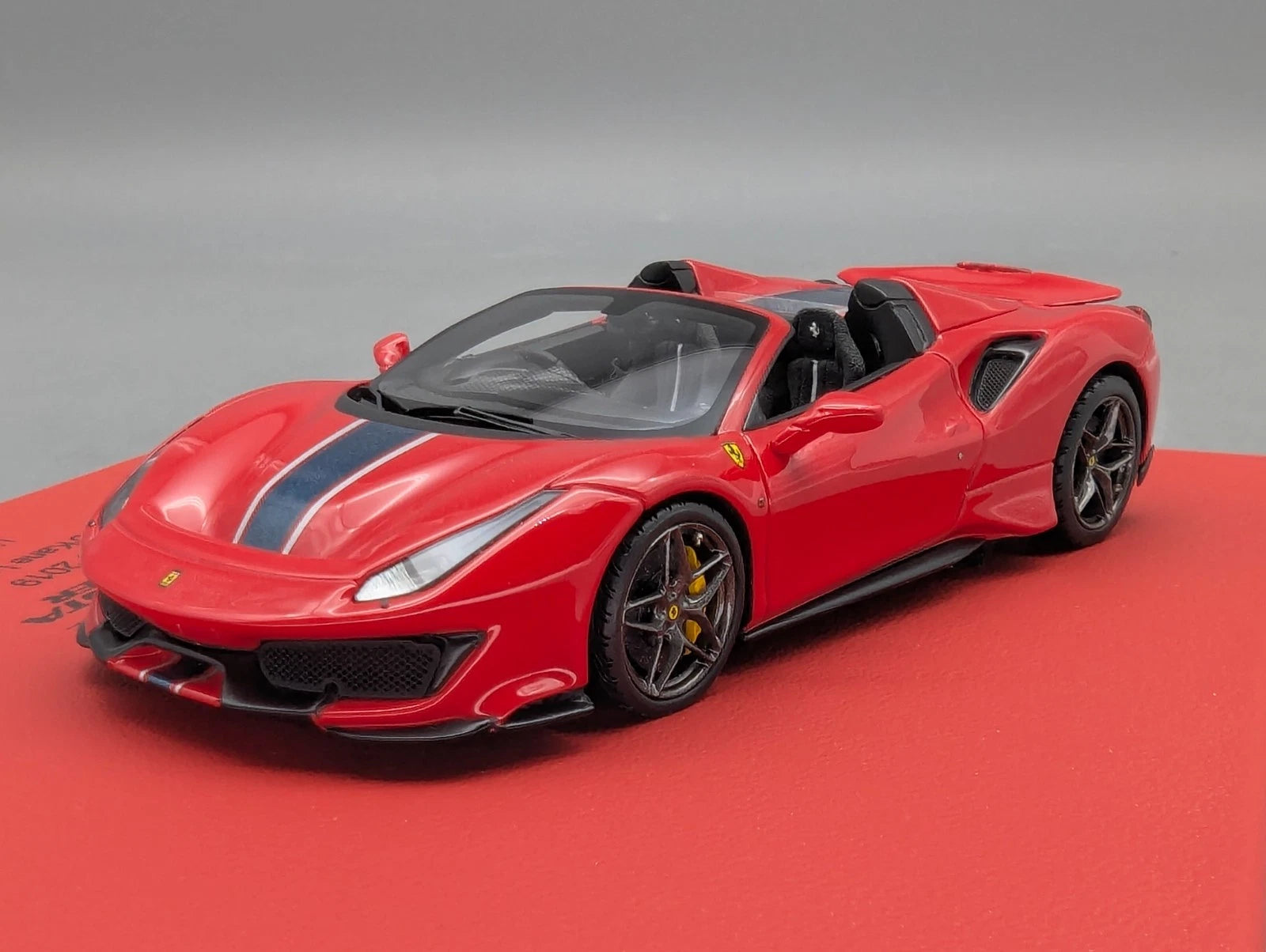 Modellautos 1:43 BBR Ferrari 488 Pista Spider RHD 2019 Limitiert 01/05 OVP