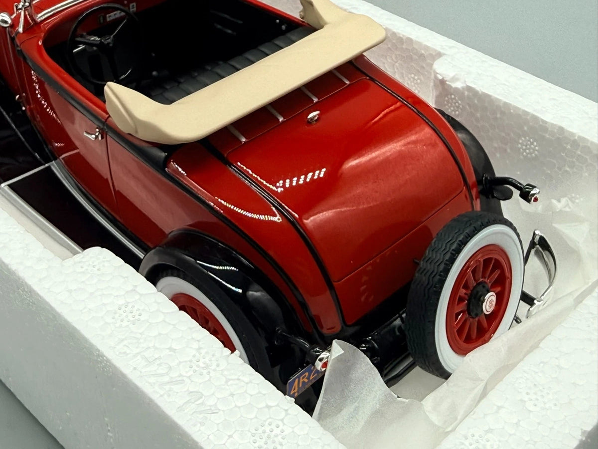 Modellautos 1:18 BOS Models Dodge Eight DG Cabriolet Rot mit OVP