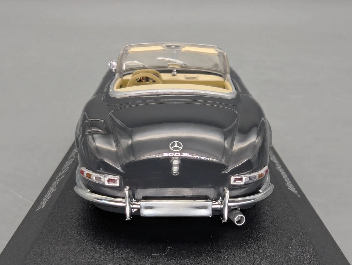 Modellautos 1:43 Minichamps Mercedes Benz 300 SL Graphitgrau Roadster Dealer OVP