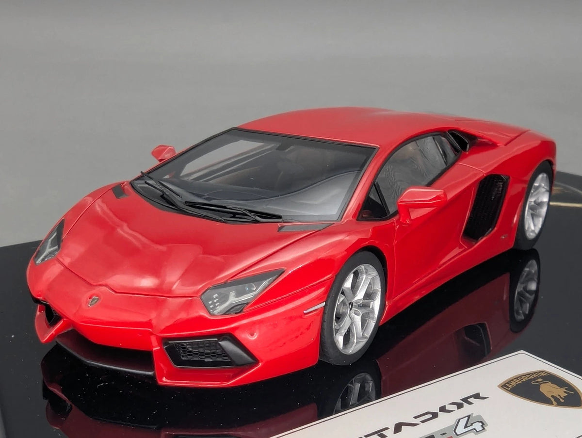 Eidolon Make Up 1:43 Lamborghini Aventador LP700-4 2011 Engine Set Rot mit OVP