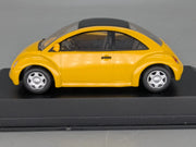 Modellautos 1:43 Minichamps Volkswagen VW Concept Car Saloon 1994 Yellow OVP