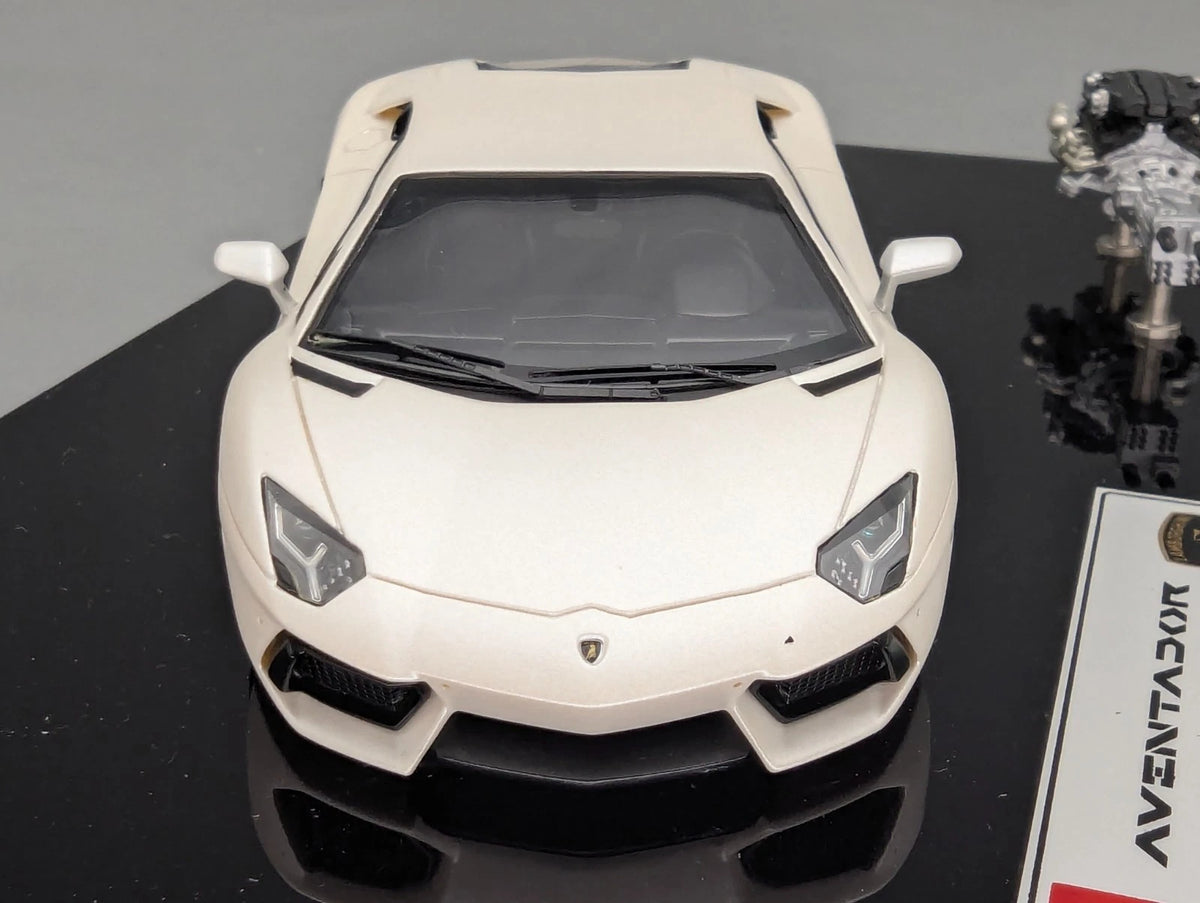 Eidolon Make Up 1:43 Lamborghini Aventador LP700-4 2011 Engine Set White mit OVP