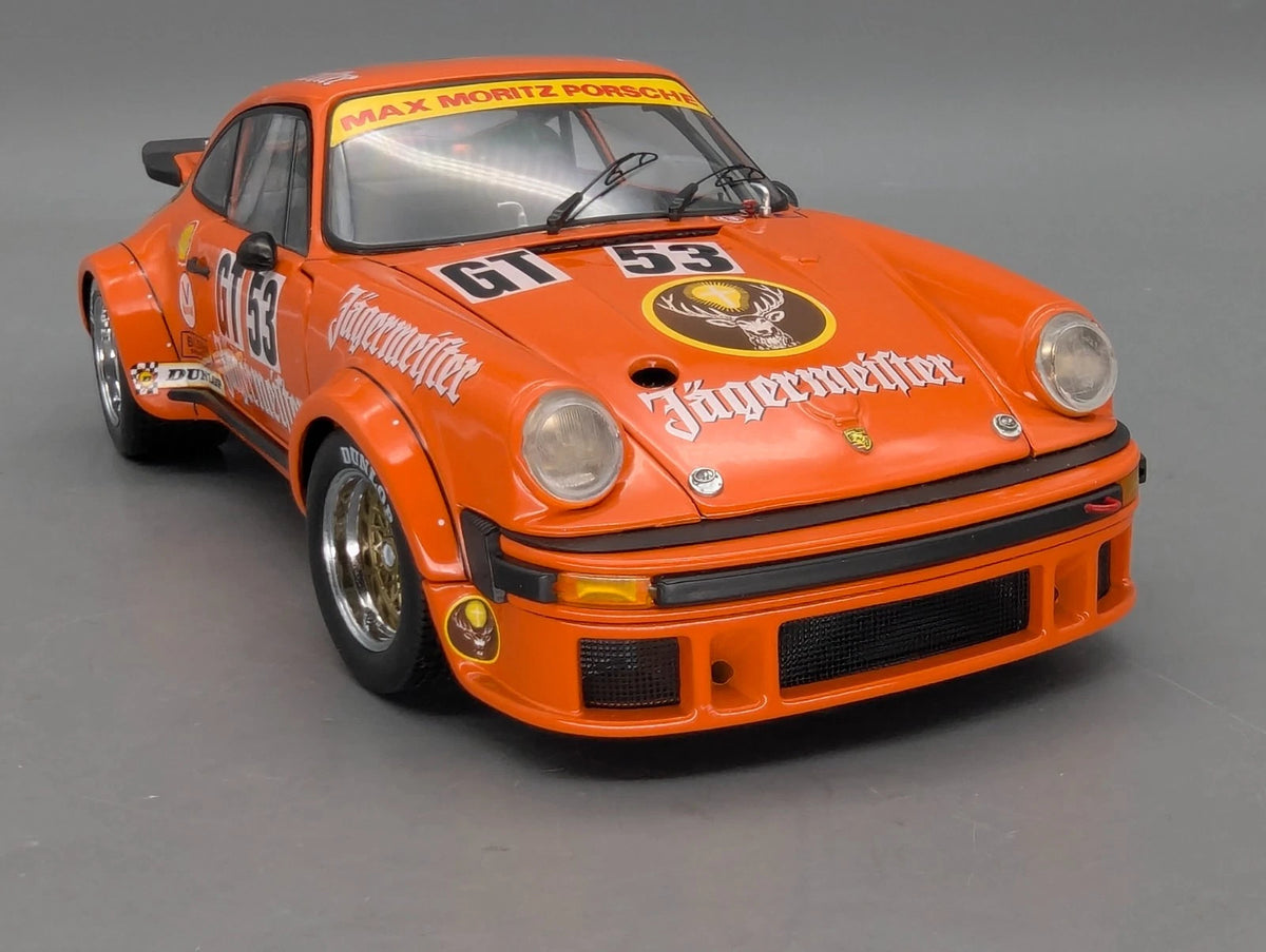 Modellautos 1:18 Schuco Porsche 934 RSR Jägermeister #GT53 mit OVP
