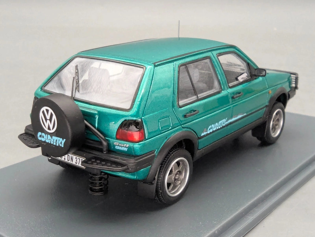 Modellautos 1:43 Neo Scale Models 43753 Volkswagen VW Golf Country Grün mit OVP