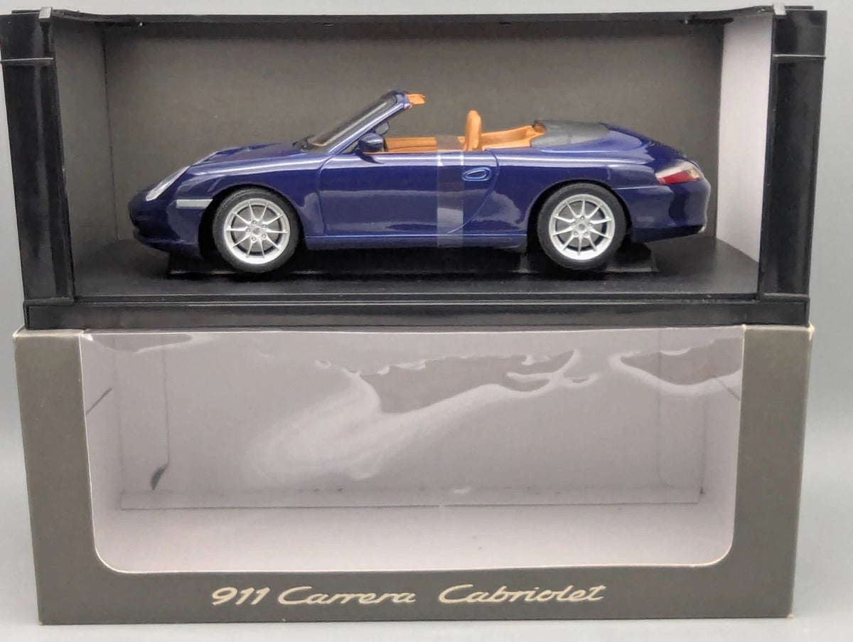 Modellautos 1:18 Spark Porsche 911 Carrera Cabriolet Blau WAP Dealer OVP