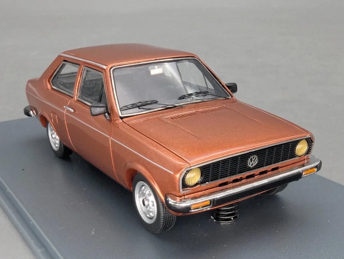 Modellautos 1:43 Neo Scale Models Volkswagen VW Derby GLS Kupfer Met. mit OVP