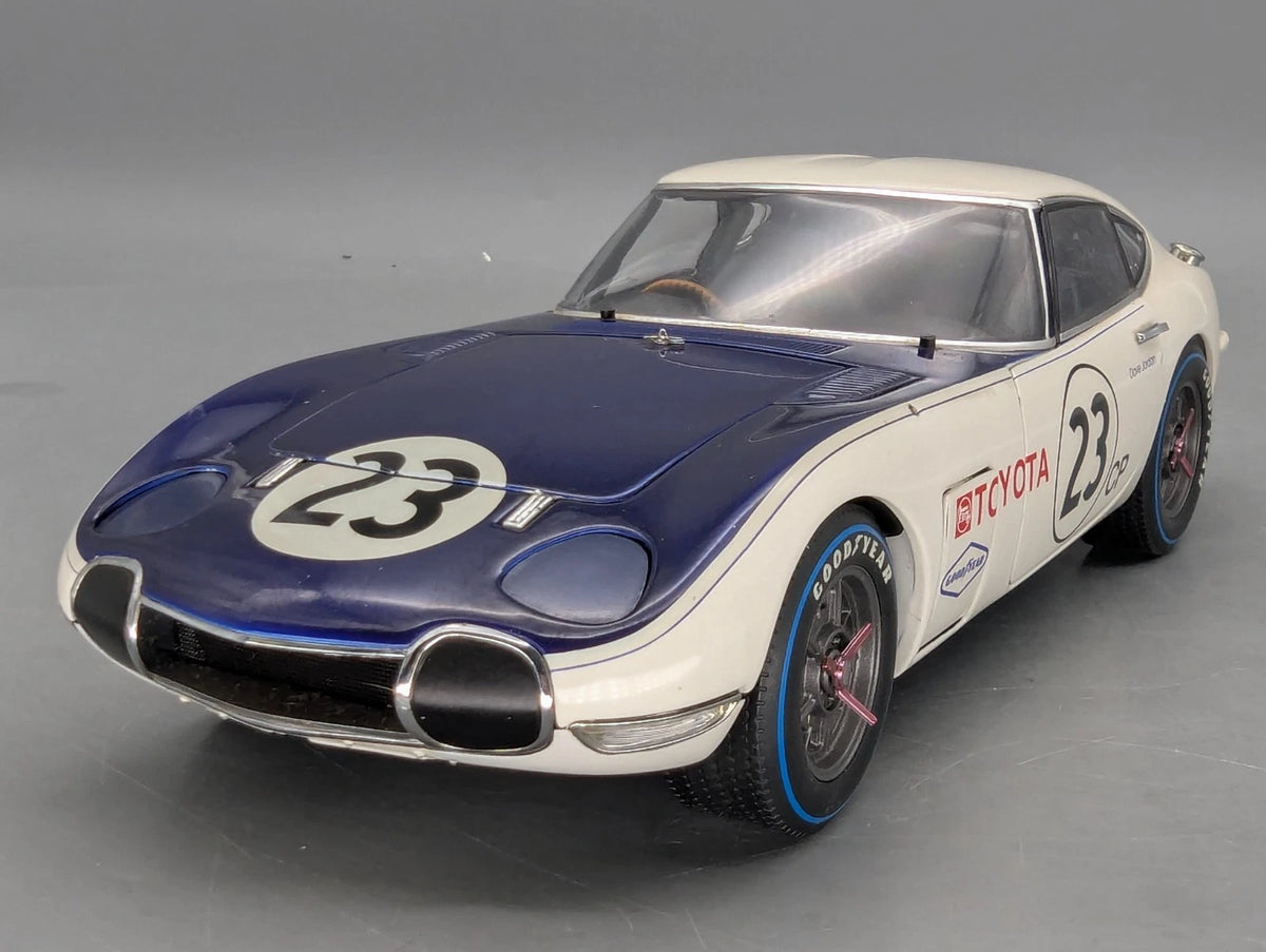Modellautos 1:18 AUTOart Millenium 86815 Toyota 2000 GT SCCA 1968 #1 mit OVP