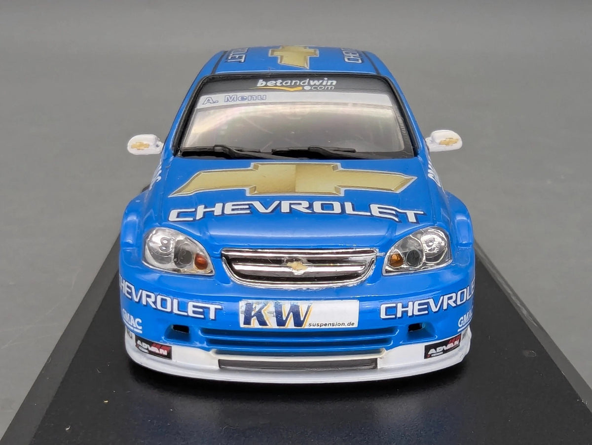 Modellautos 1:43 Norev Chevrolet WTCC 2006 #8 A. Menu OVP