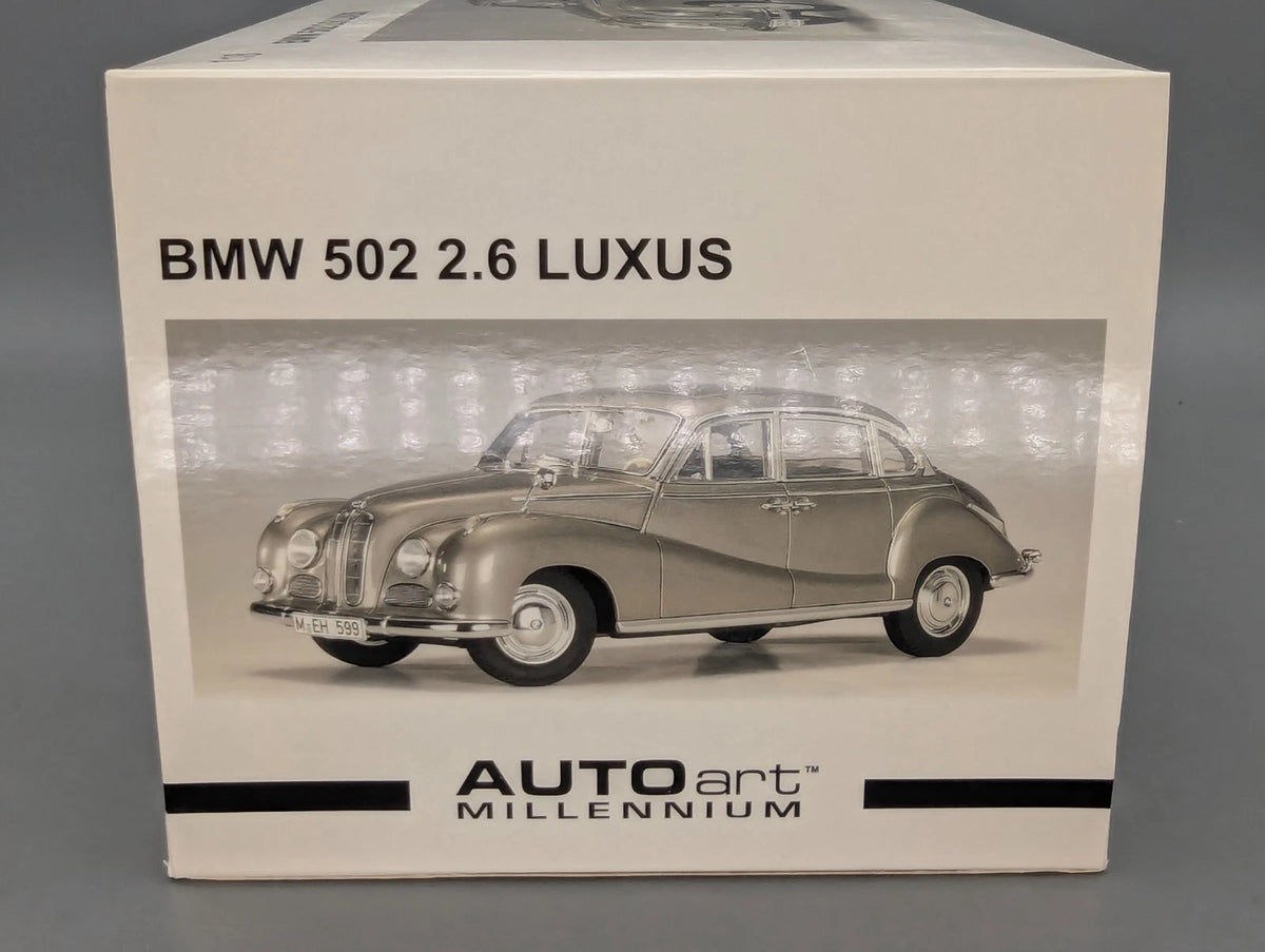 Modellautos 1:18 AUTOart Millenium 70591 BMW 502 2.6 Luxus Silver Beige mit OVP