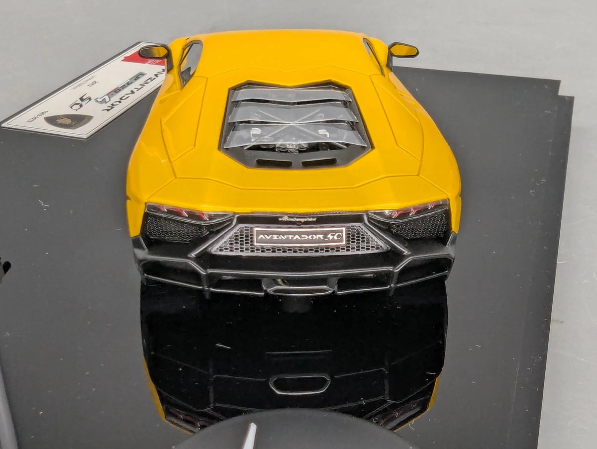 Eidolon Make Up 1:43 Lamborghini Aventador LP720-4 50. Annivers. Engine Set OVP