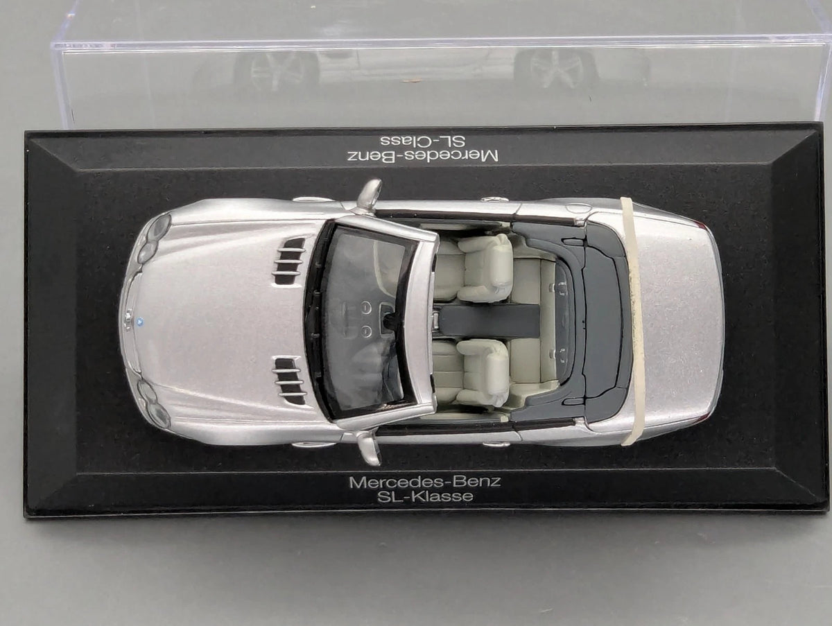 Modellautos 1:43 Norev Mercedes Benz SL Klasse SL 500 Silber mit Dealer OVP