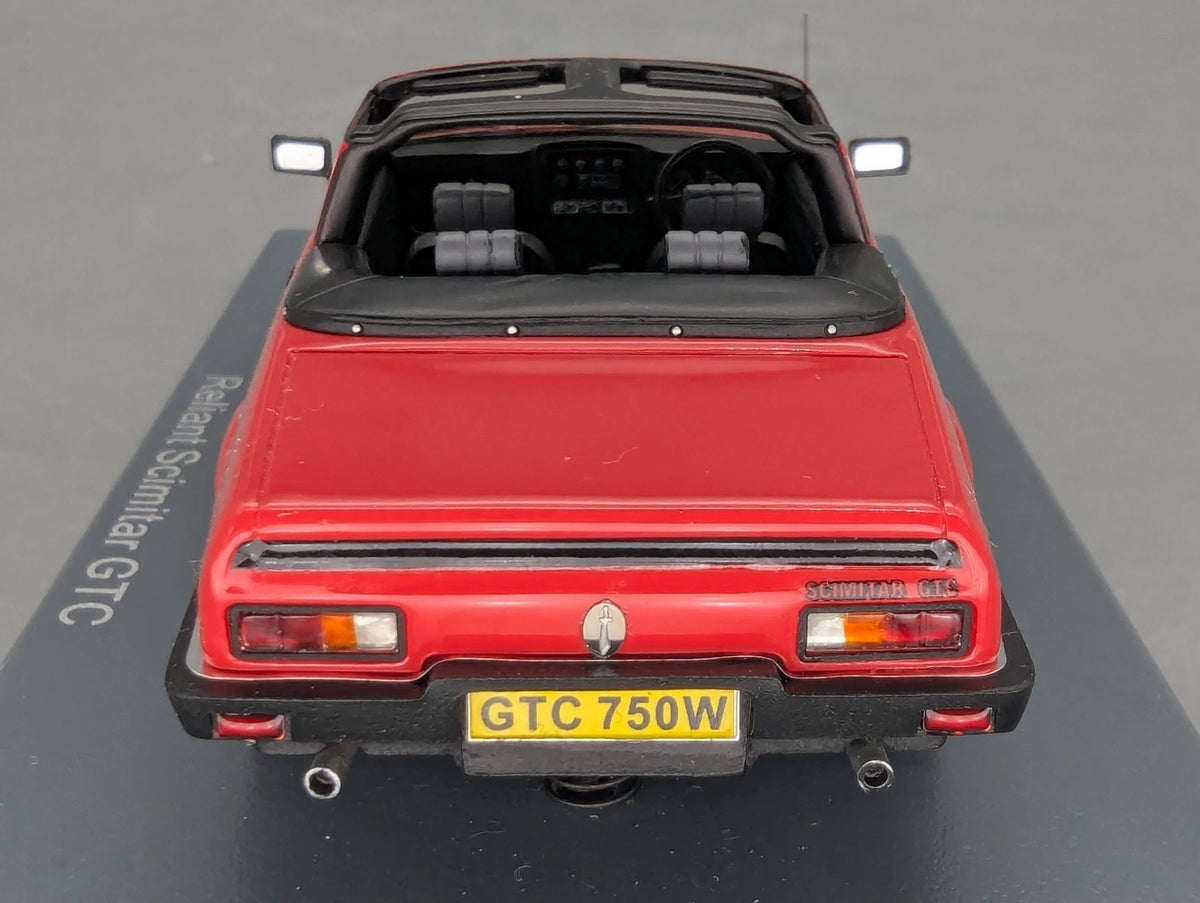 Modellautos 1:43 Neo Scale Models 43750 Reliant Scimitar GTC Rot mit OVP