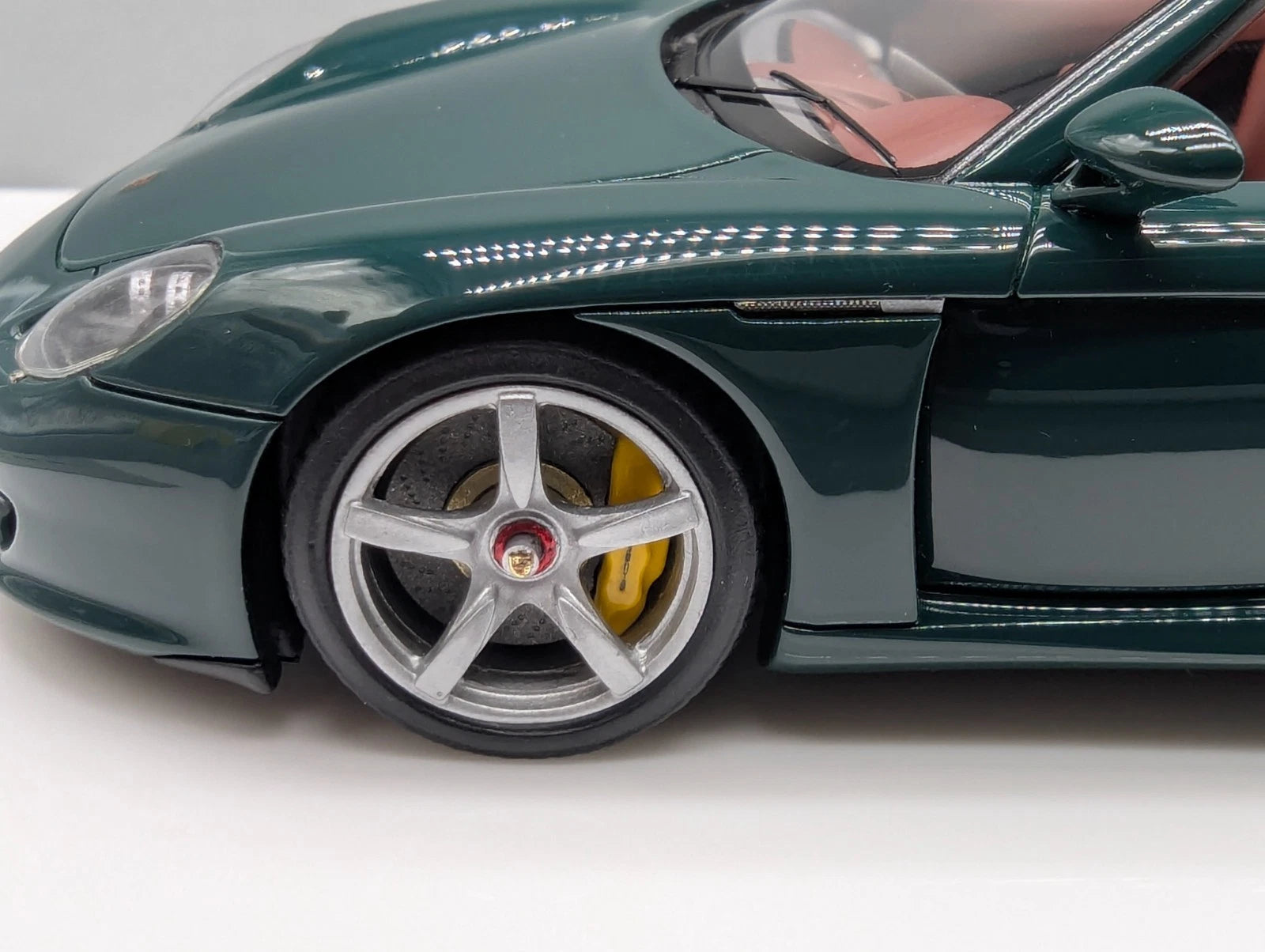 Eidolon Make Up 1:43 Porsche Carrera GT 2004 Rear Wing Up Ltd 70/80 Stck mit OVP