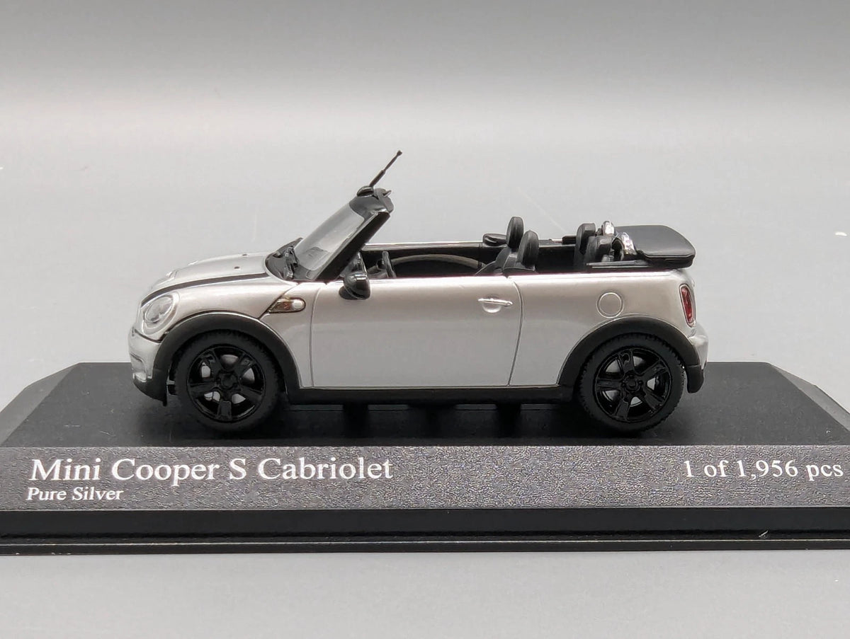 Modellautos 1:43 Minichamps Mini Cooper S Cabriolet 2009 Haube zum Öffnen OVP