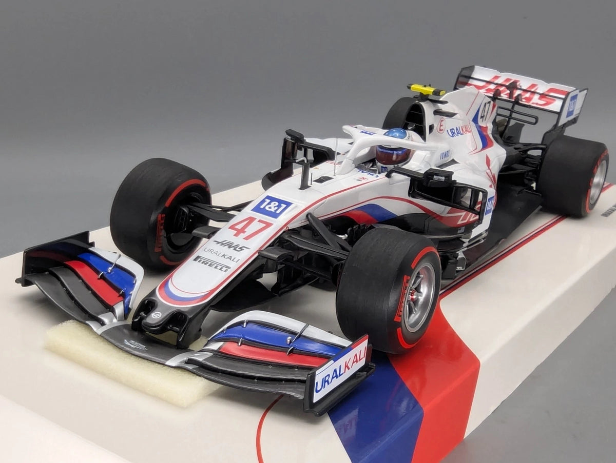 Modellautos 1:18 Minichamps Uralkali Haas VF-21 NL GP 2021 #47 M. Schumacher OVP