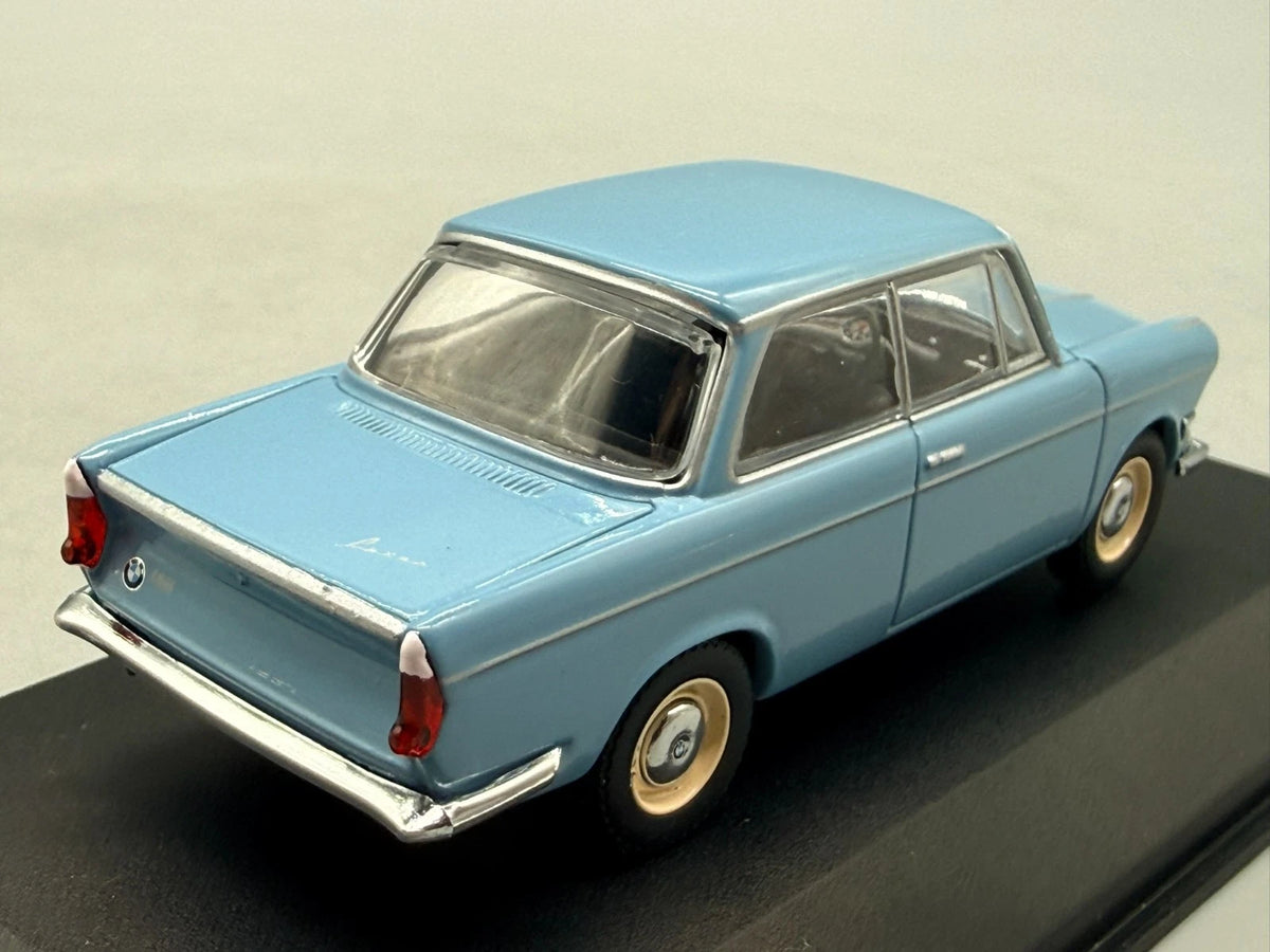 Modellautos 1:43 Minichamps BMW 700 mit OVP