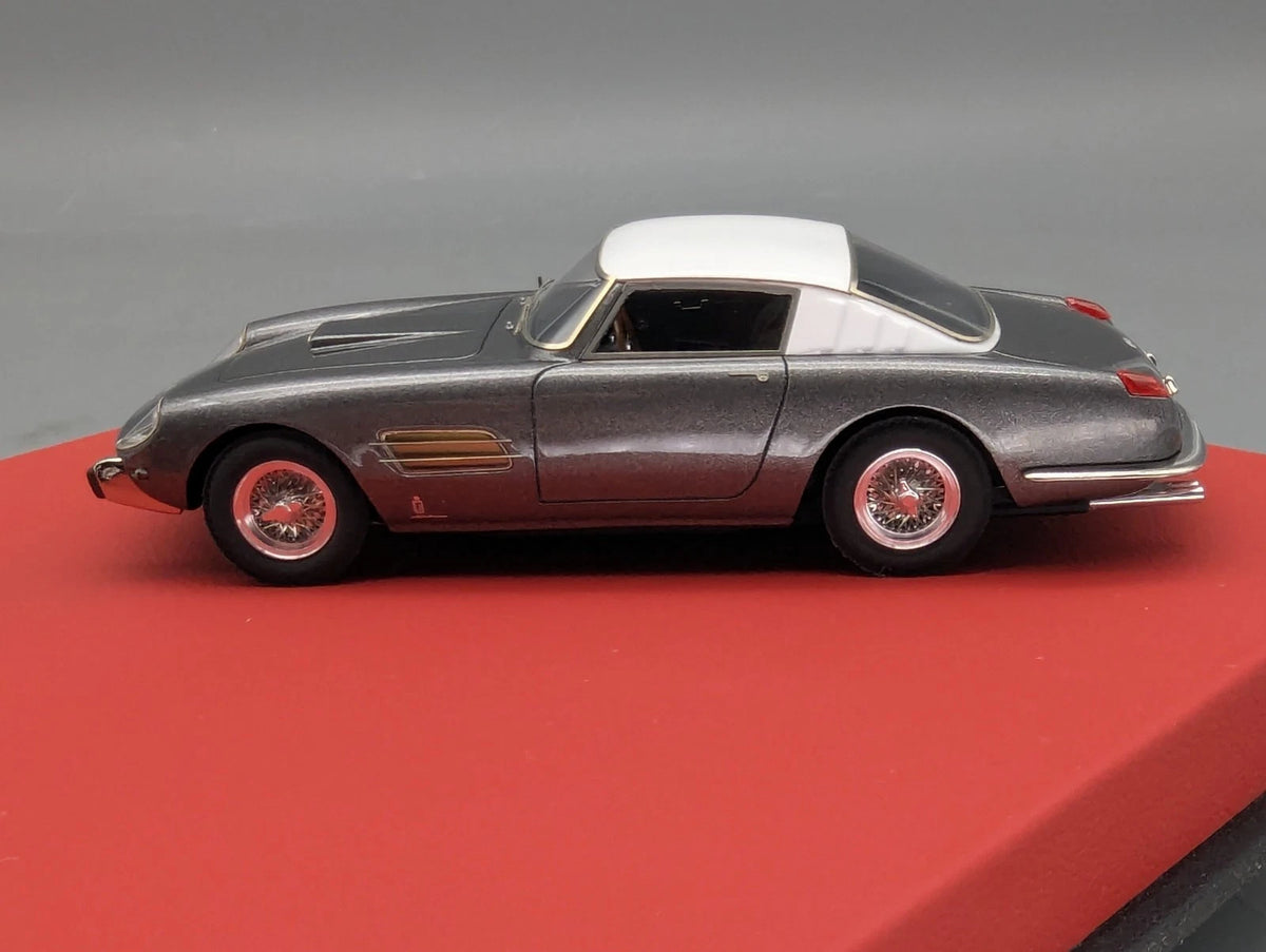 Modellautos 1:43 BBR Ferrari 4.9 Superfast und 250GT Special Limitiert 01/10 OVP