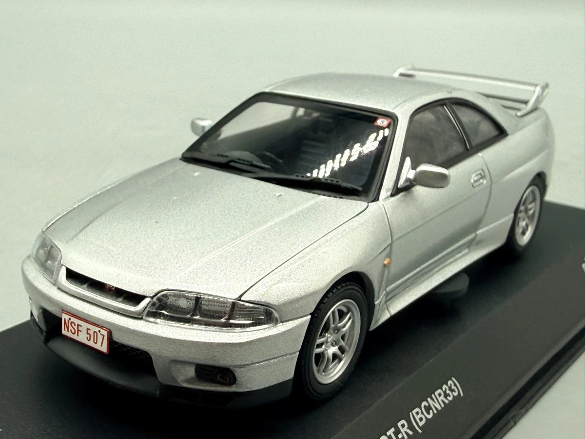 Modellautos 1:43 Kyosho Nissan Skyline GT-R (BCNR33) Test Car mit OVP