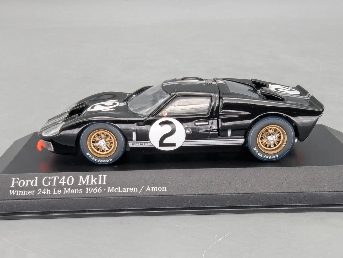 Modellautos 1:43 Minichamps Ford GT40 MkII Winner 24h Le Mans 1966 #2 mit OVP