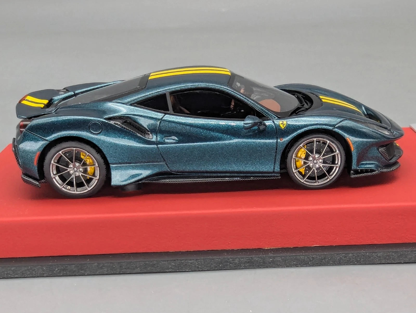 Modellautos 1:43 BBR Concept43 Ferrari 488 Pista LHD Verde Scuro Ltd 01/20 OVP
