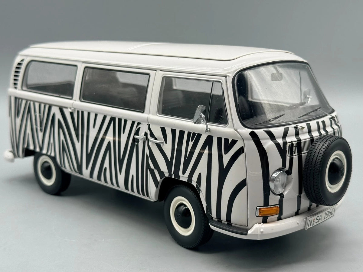 Modellautos 1:18 Schuco VW T2a Bus Safari in OVP