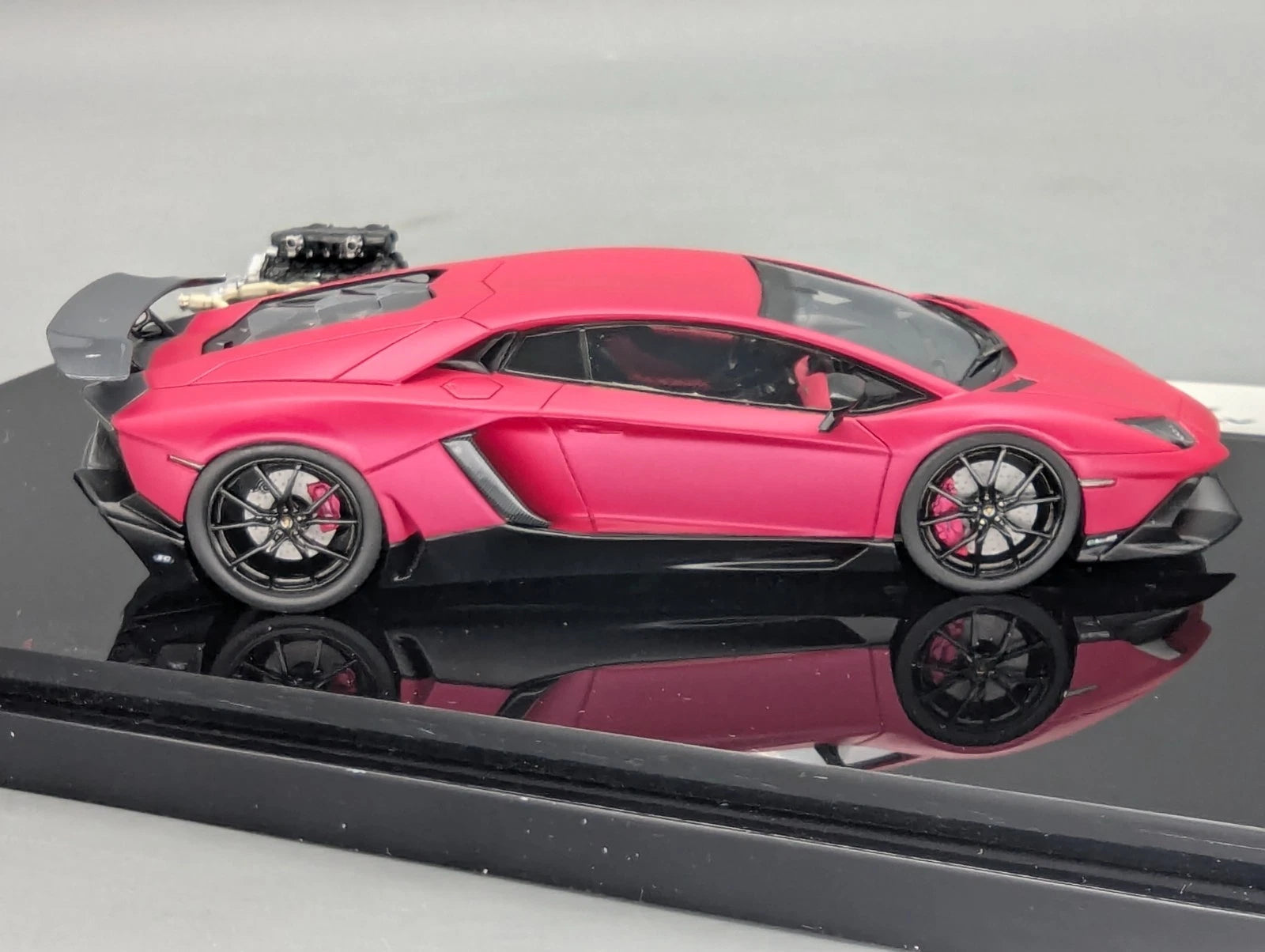 Eidolon Make Up 1:43 Lamborghini Aventador LP720-4 2013 Ltd 2/7 Engine Set OVP