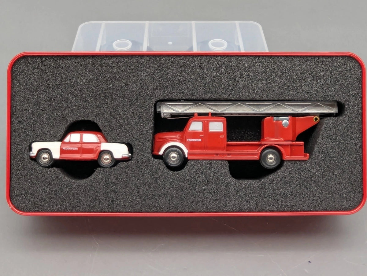 Modellautos 1:90 Schuco Piccolo Feuerwehr Doppelset Set 1999 2-teilig OVP