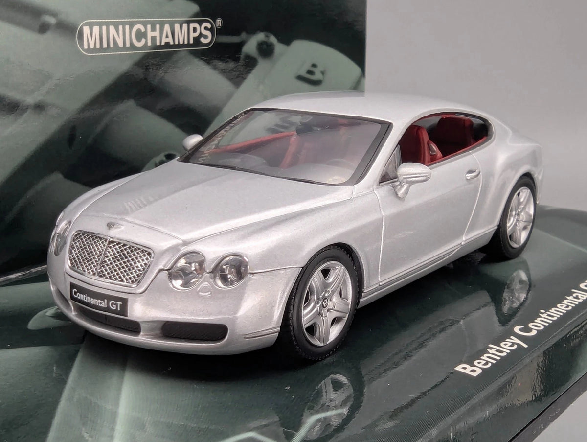 Modellautos 1:43 Minichamps Bentley Continental GT Silber mit OVP