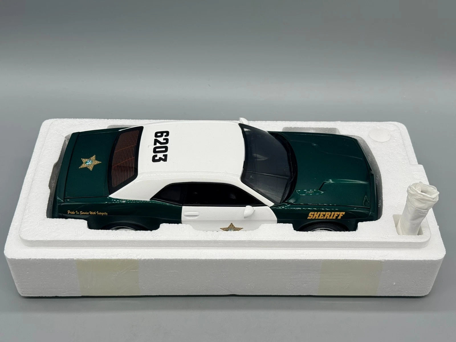 Modellautos 1:18 ACME Dodge Challenger 2009 Broward County limitiert mit OPV