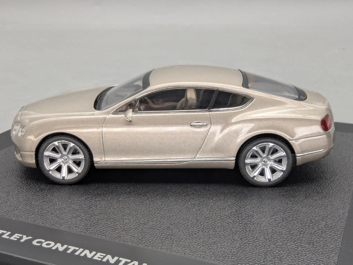 Modellautos 1:43 Minichamps Bentley Continental GT Liquid Mercury mit OVP