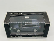 Modellautos 1:43 Minichamps Toyota Aventis mit OVP