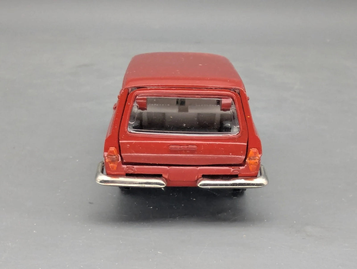 Modellautos 1:43 Agat / Tantal / Saratov GAZ-24-02 Wolga Kombi-Version mit OVP
