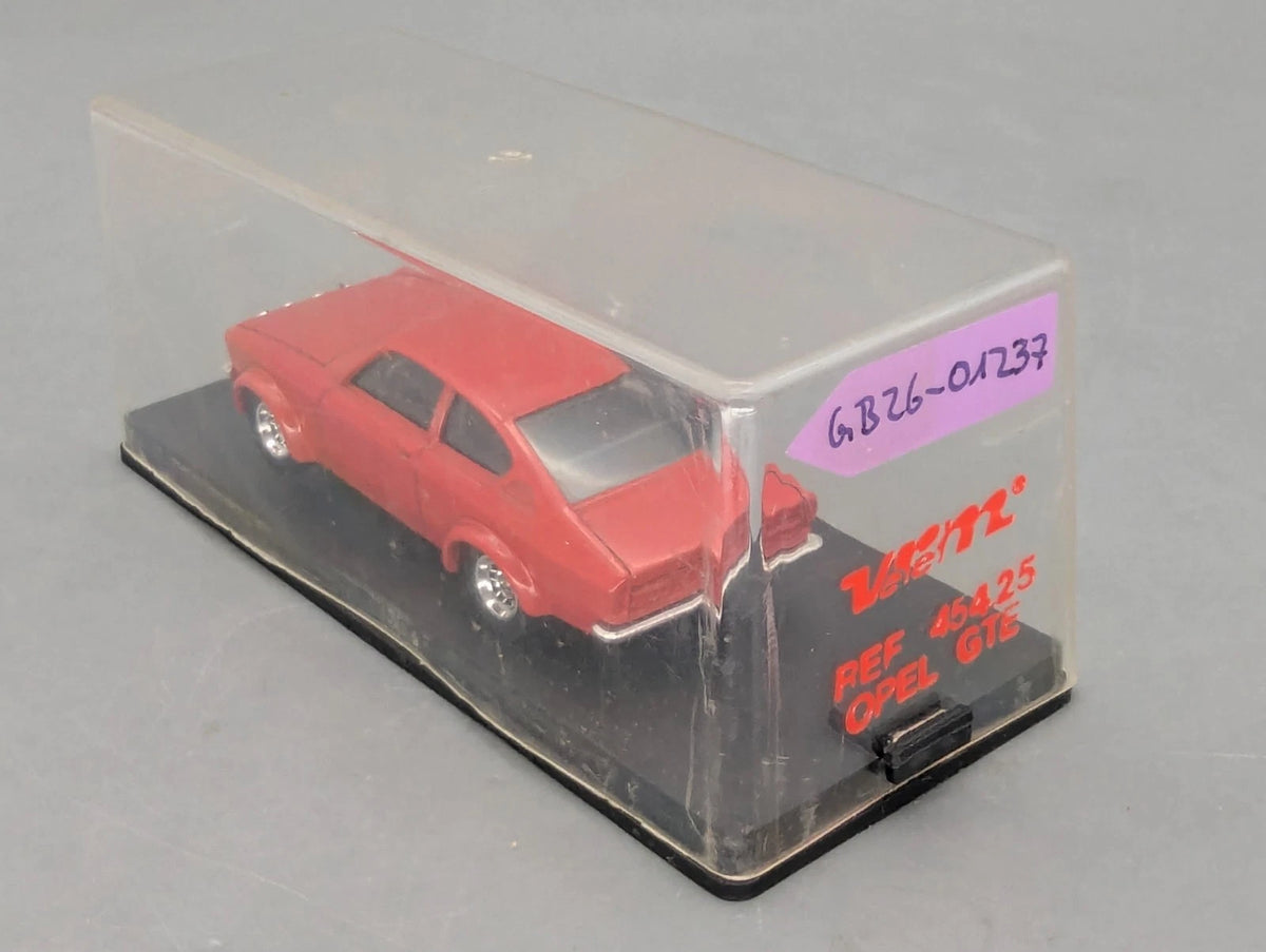 Modellautos 1:43 Verem Opel Kadett Coupe GTE  mit Original Verem Vitrine