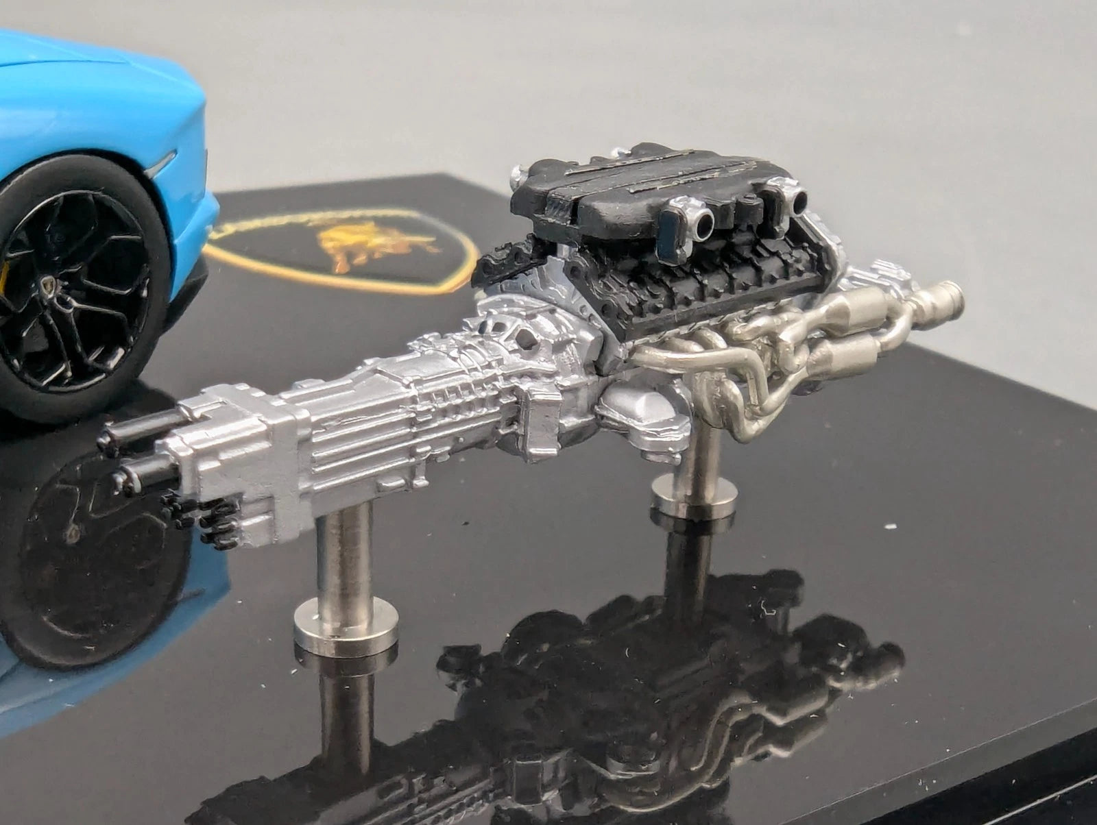 Eidolon Make Up 1:43 Lamborghini Aventador LP700-4 2011 Engine Set 09/10 OVP