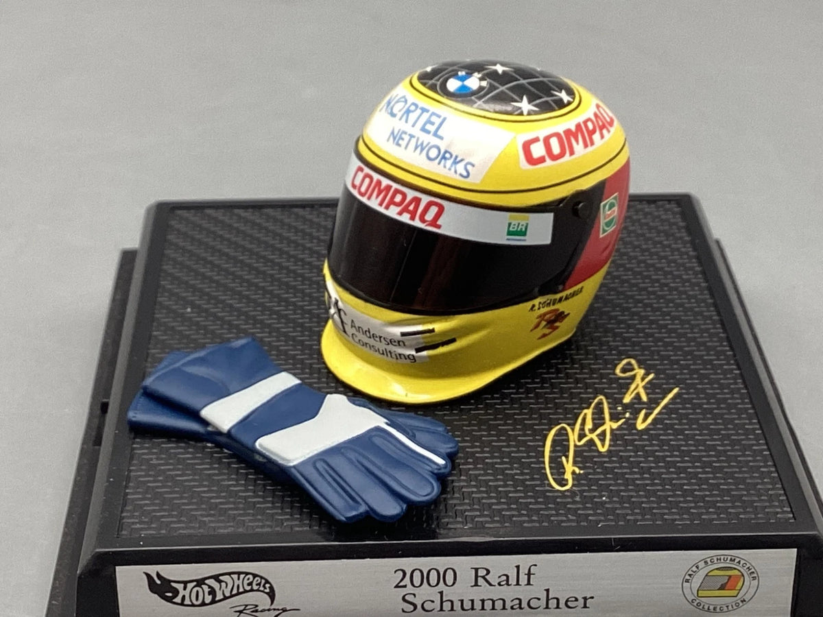 Modellautos 1:8 Hot Wheels Racing Ralf Schumacher 2000 Helm und Handschuhe OVP