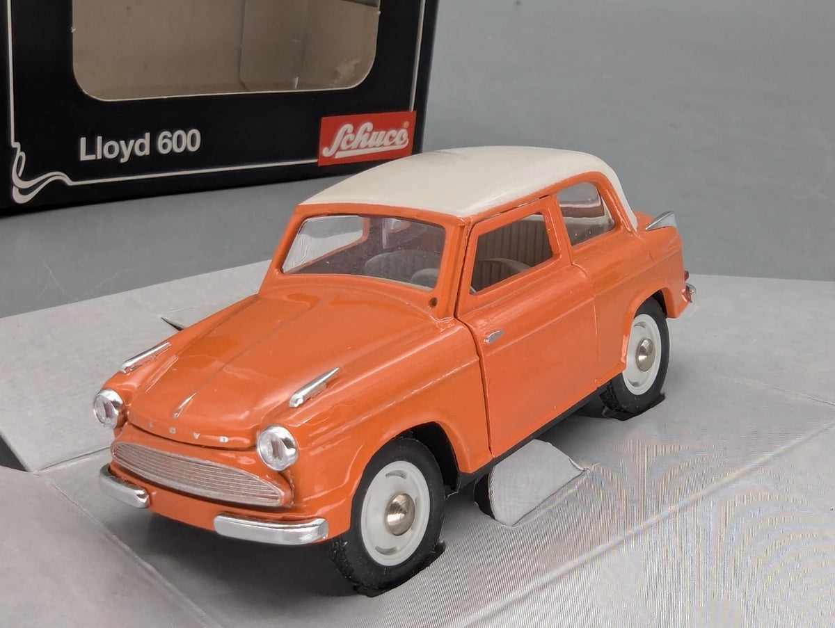 Modellautos 1:43 Schuco Lloyd 600 Orange Weiß mit OVP