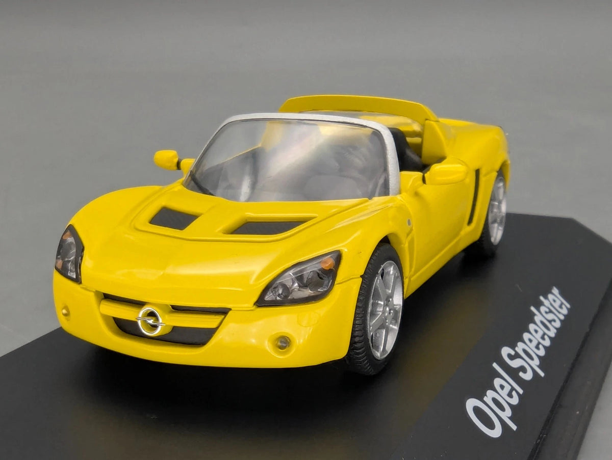 Modellautos 1:43 Schuco Opel Speedster Gelb mit Dealer OVP