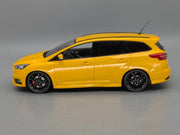 Modellautos 1:18 MCG Modelcar Group 18464 Ford Focus ST Estate Gelb mit Vitrine