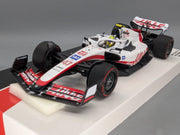 Modellautos 1:18 Minichamps Haas F1 Team VF-22 Bahrain 2022 Mick Schumacher OVP