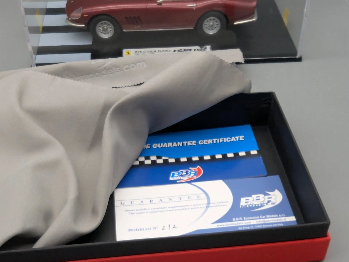 Modellautos 1:18 BBR Ferrari 275 GTS/4 Spider NART 1967 Rain Version 02/02 OVP