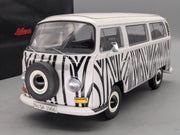 Modellautos 1:18 Schuco Volkswagen VW T2a Bus Safari mit OVP