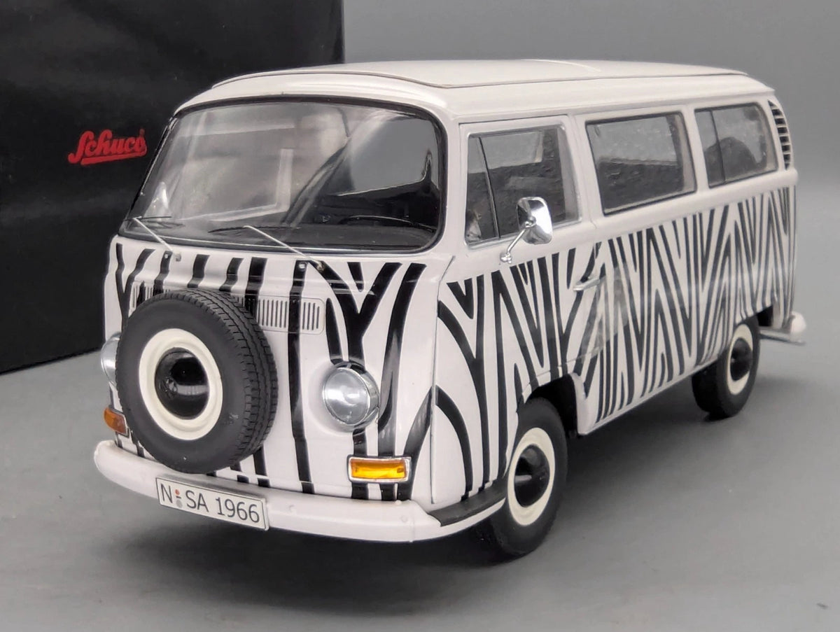 Modellautos 1:18 Schuco Volkswagen VW T2a Bus Safari mit OVP