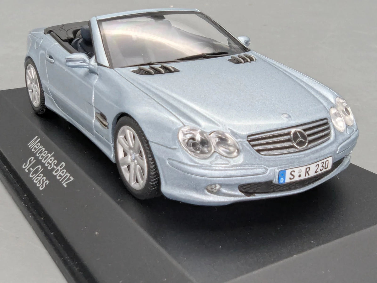 Modellautos 1:43 Minichamps Mercedes Benz SL Klasse Silberblau Met. Dealer OVP