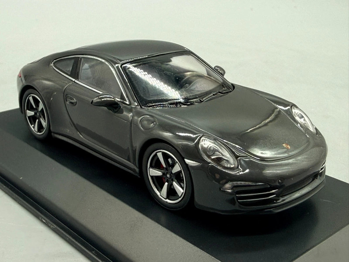 Modellautos 1:43 Welly Porsche 911 50th Anniversary mit OVP