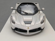 Modellautos 1:43 BBR Ferrari LaFerrari Aperta Weiß Ltd 01/24 mit Vitrine + OVP