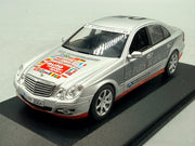 Modellautos 1:43 Minichamps Mercedes-Benz E-Klasse Rally Paris–Peking +Umkarton
