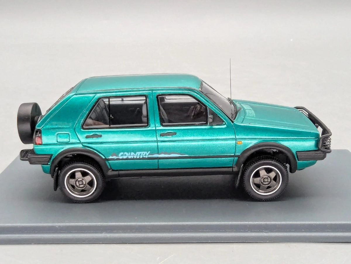 Modellautos 1:43 Neo Scale Models 43753 Volkswagen VW Golf Country Grün mit OVP