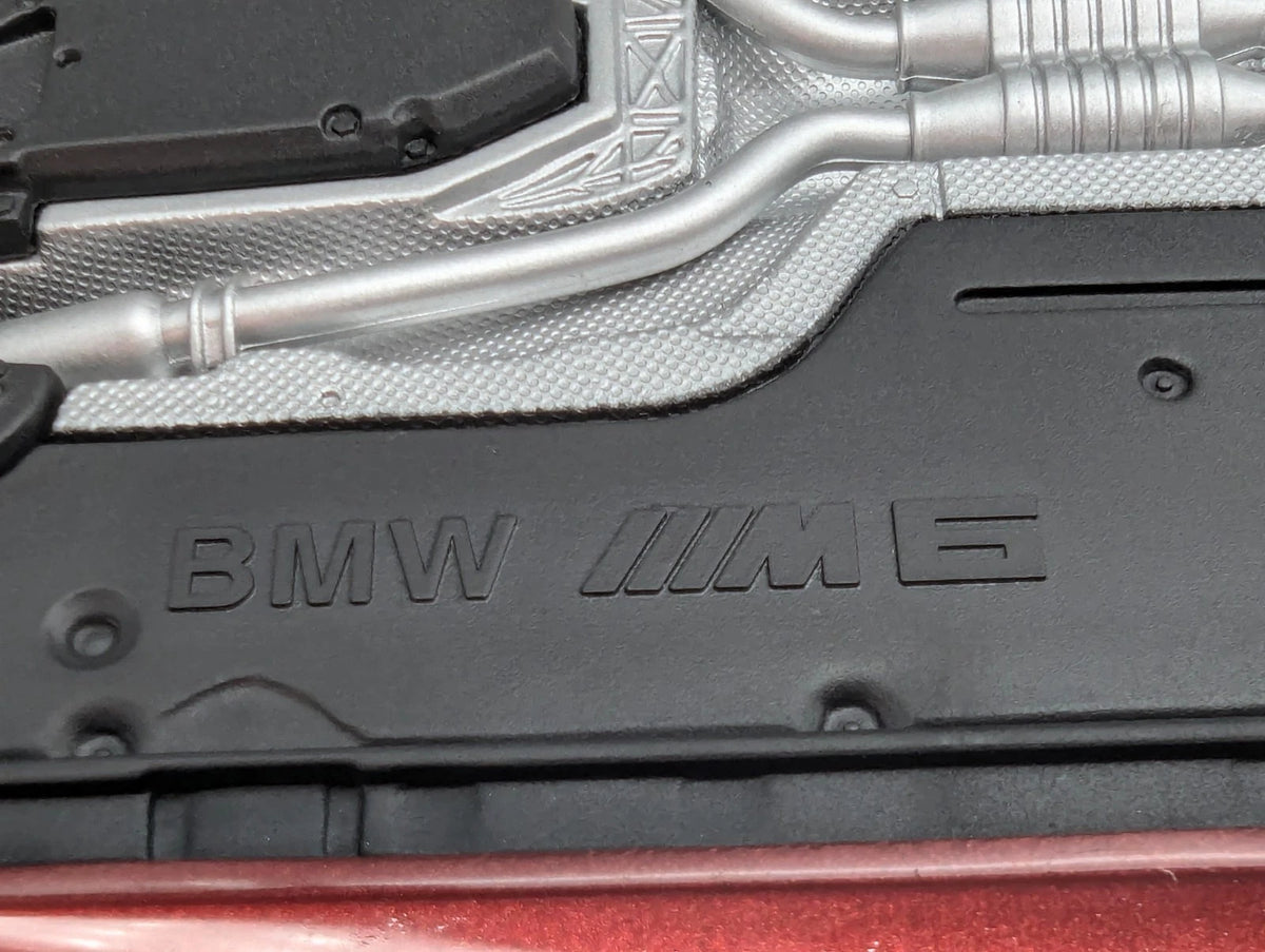 Modellautos 1:18 Kyosho BMW M6 mit Dealer OVP