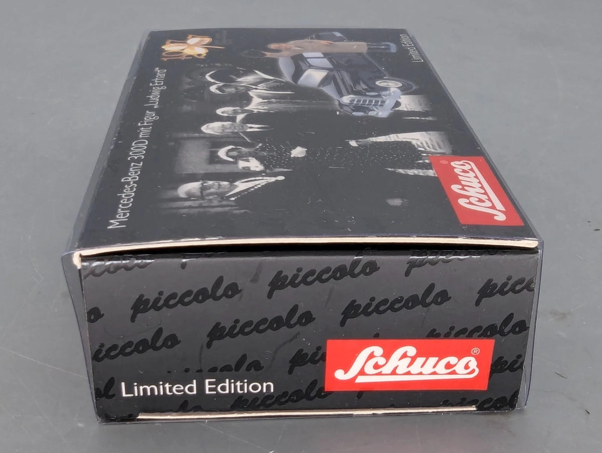 Modellautos 1:90 Schuco Piccolo Mercedes Benz 300D + Figur Ludwig Erhard mit OVP